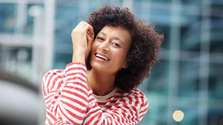schaumburg woman smiling